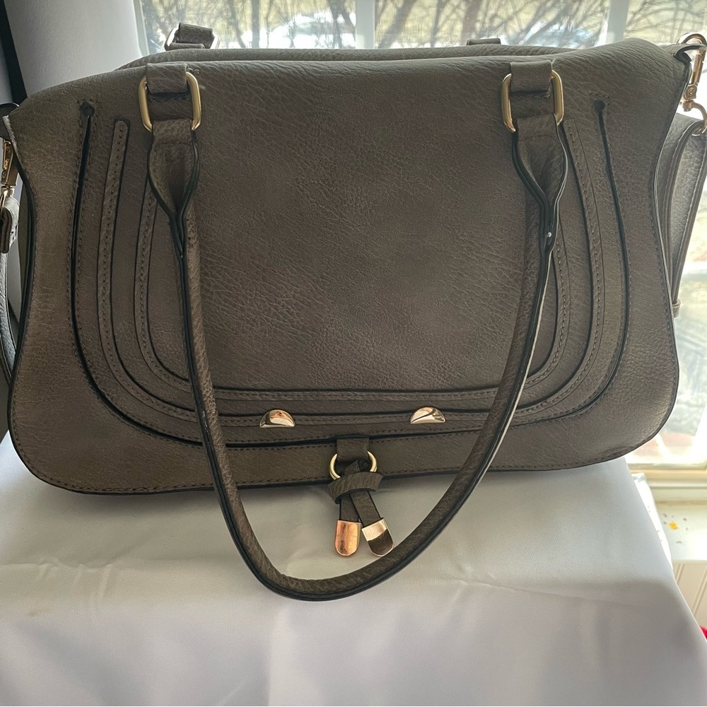Medium Light Gray Shoulder Crossbody Bag Purse Unbranded Gold Hardware